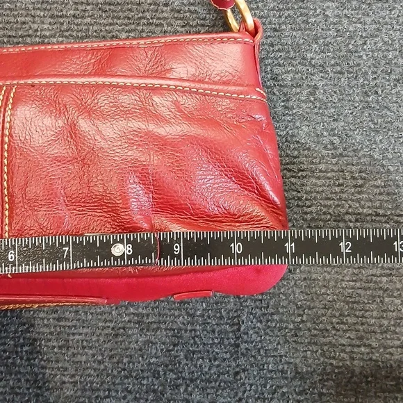 The Sak Red Leather Shoulder Bag EUC - Picture 6 of 10